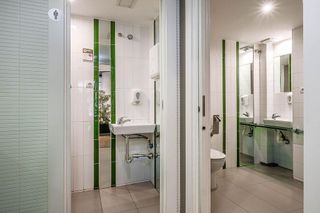 Local comercial en venta en San Francisco Javier en Granada