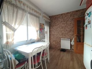 Casa adosada en venta en Tomelloso