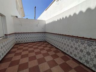 Casa adosada en venta en Tomelloso
