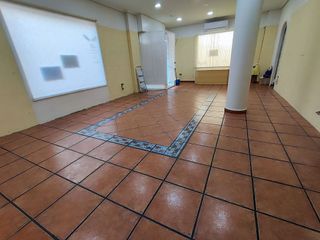 Local comercial en venta en Tomelloso