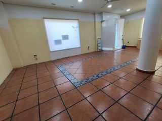 Local comercial en venta en Tomelloso