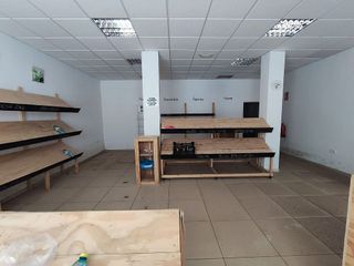 Local comercial en venta en Tomelloso