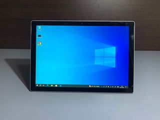Microsoft Surface Pro 5 i5 8GB 250GB
