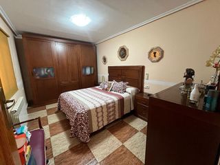 Casa adosada en venta en Tomelloso