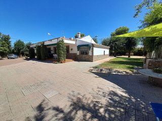 Chalet en venta en Argamasilla de Calatrava