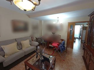 Casa adosada en venta en Tomelloso