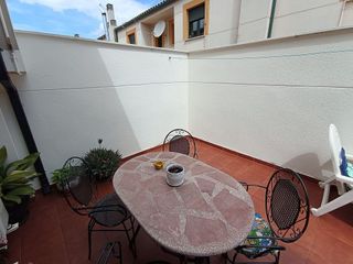 Casa adosada en venta en Tomelloso