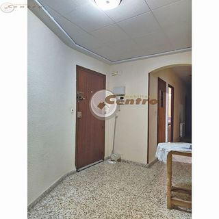 Piso en venta en Feria en Albacete