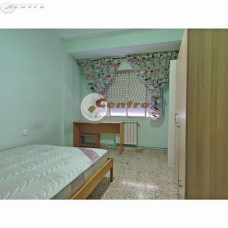 Piso en venta en Feria en Albacete