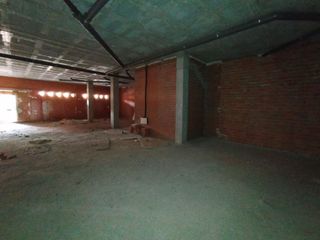 Local comercial en venta en Tomelloso