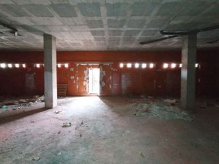 Local comercial en venta en Tomelloso