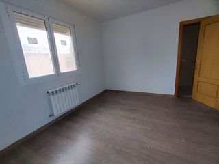 Casa adosada en venta en Tomelloso