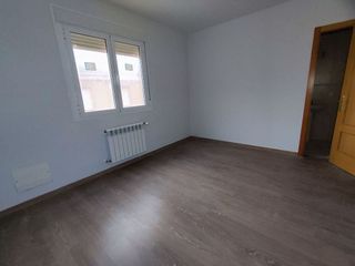 Casa adosada en venta en Tomelloso