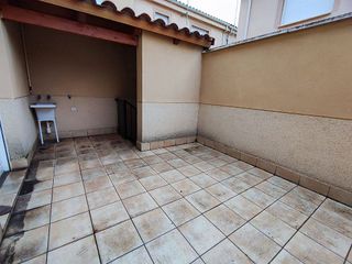Casa adosada en venta en Tomelloso