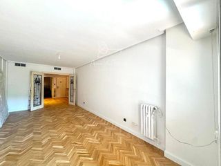 Piso en alquiler en Doctor Cerrada en Zaragoza