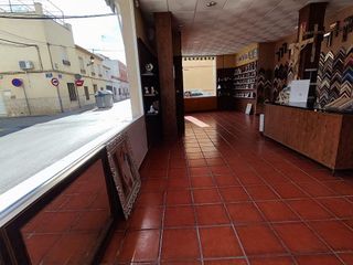 Local comercial en venta en Tomelloso