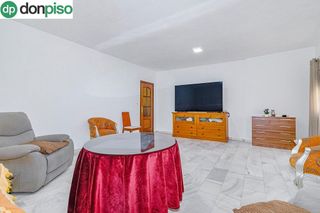 Chalet en venta en Albolote