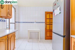 Chalet en venta en Albolote