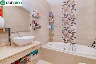 Chalet en venta en Albolote