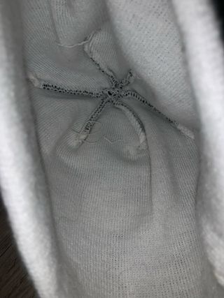 Cappellino Corteiz Bianco Nero