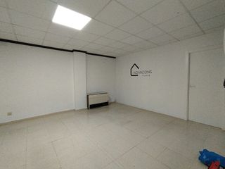 Local comercial en venta en Tomelloso
