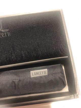 Estuche Lancetti Negro con Bufanda y Paraguas