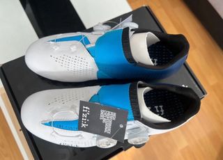Zapatillas Ciclismo FIZIK R1 EVO talla 37
