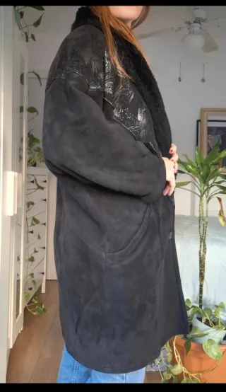 Abrigo Chaqueta Piel y Ante Grabado Vintage Negra