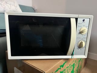Microondas blanco