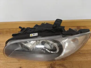 Faro Izquierdo BMW Serie 1 E81 E87 Bixenon