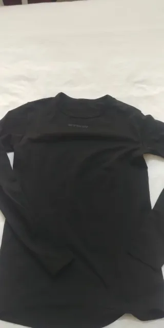 Pantalones y camiseta deportivos mujer negros