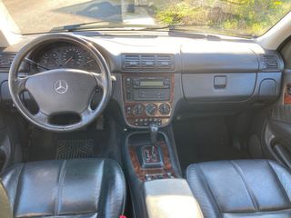 Mercedes-Benz Clase M año 2000