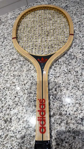 Raqueta Tenis Vintage Adidas ADS 060
