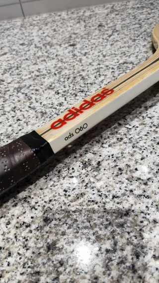 Raqueta Tenis Vintage Adidas ADS 060