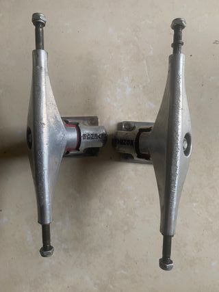 Ejes Surfskate Revenge