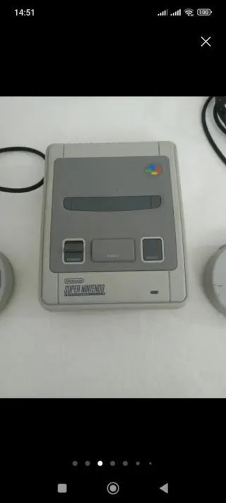 Consola Super Nintendo con 2 mandos