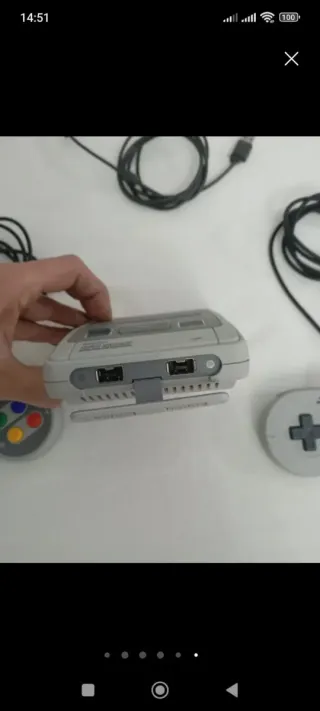 Consola Super Nintendo con 2 mandos