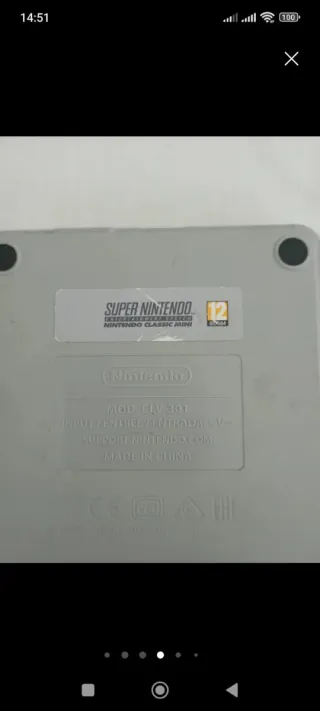 Consola Super Nintendo con 2 mandos