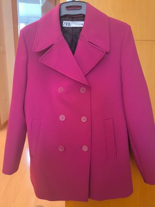 Abrigo Zara rosa talla M, rosa frambuesa.