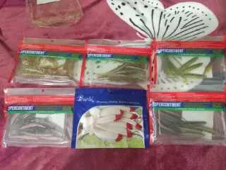 Señuelos de pesca varios