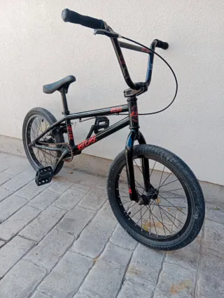 Bici BMX niñ@ Radio Revo 18"