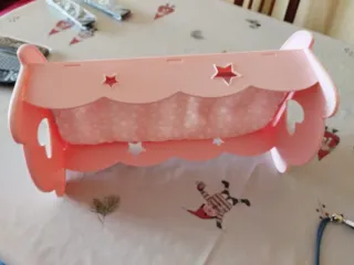 Cuna para muñecas rosa