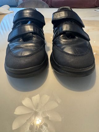 Zapatos Escolares Gorila Negros Velcro