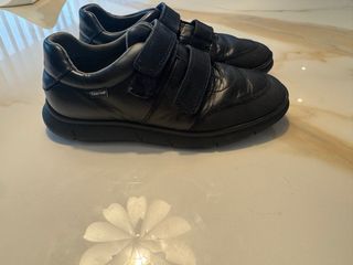 Zapatos Escolares Gorila Negros Velcro