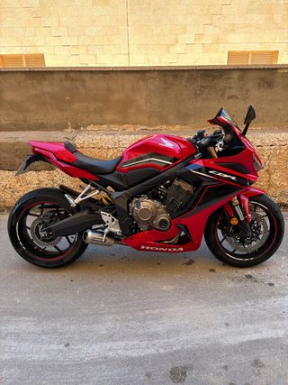 Honda CBR 650 R 2022 Roja