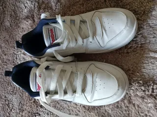 Zapatillas Reebok Blancas y Azules