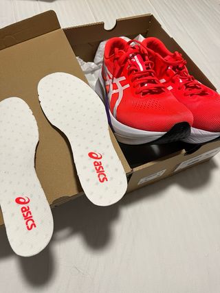 Zapatillas Asics Magic Speed 4 Carbono