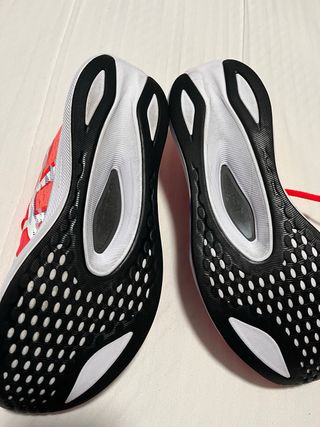 Zapatillas Asics Magic Speed 4 Carbono