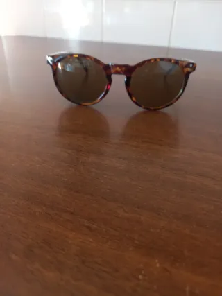 Occhiali da sole tartarugati