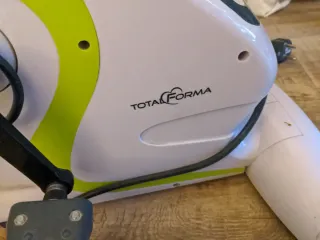 Mini bici estática eléctrica